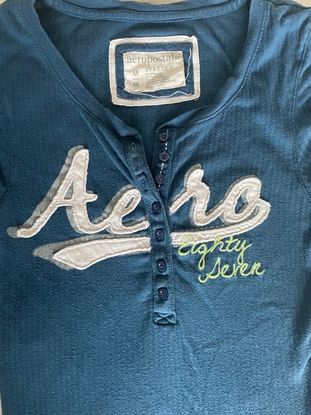 Aéropostale Vintage Navy Teal 'Aero' Logo Henley Tee - Picture 3 of 4